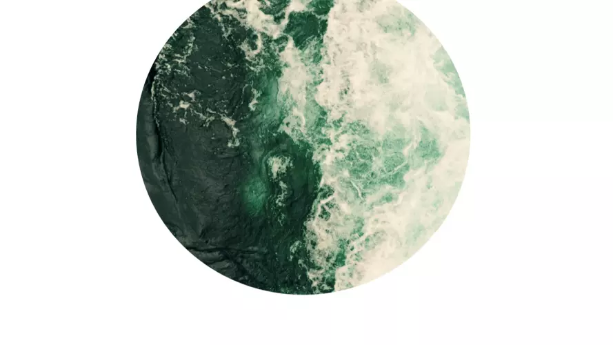 turbulent waters globe